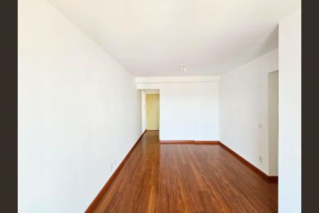 Sala de apartamento à venda com 3 quartos, 70m² em Picanço, Guarulhos