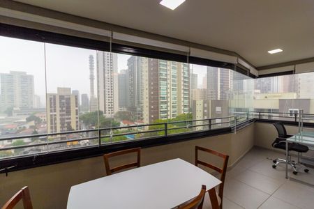 Apartamento à venda com 54m², 2 quartos e 1 vaga Apartamento à venda com 54m², 2 quartos e 1 vagaVaranda