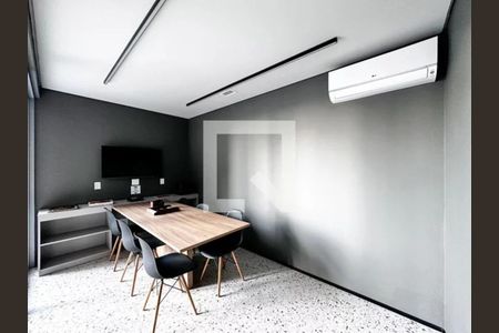 Apartamento à venda com 54m², 2 quartos e 1 vaga Apartamento à venda com 54m², 2 quartos e 1 vagaSala de reunião