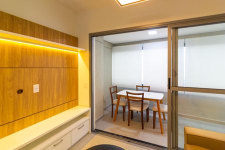 Sala de apartamento à venda com 2 quartos, 54m² em Jardim das Acácias, São Paulo