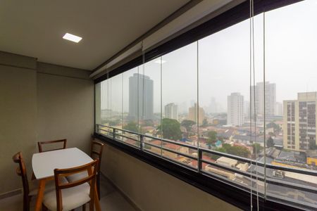 Apartamento à venda com 54m², 2 quartos e 1 vaga Apartamento à venda com 54m², 2 quartos e 1 vagaVaranda