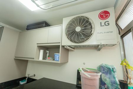 Apartamento à venda com 70m², 3 quartos e 1 vagaÁrea de Serviço