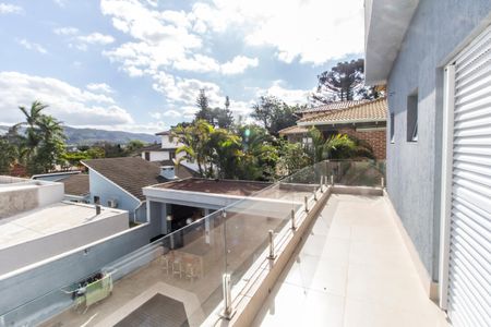 Casa à venda com 247m², 4 quartos e 4 vagasVaranda da Suíte 1