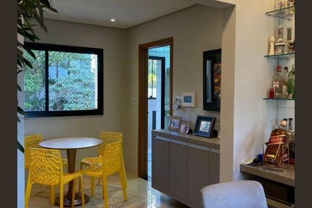 Apartamento à venda com 3 quartos, 165m² em Vila Suzana, São Paulo