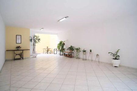 Casa à venda com 3 quartos, 138m² em Vila Guilhermina, São Paulo