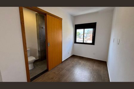 Casa à venda com 3 quartos, 160m² em Vila Bertioga, São Paulo