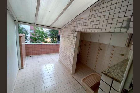 Casa à venda com 3 quartos, 250m² em Penha de França, São Paulo