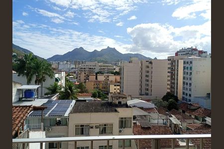 Apartamento à venda com 63m², 2 quartos e 1 vaga