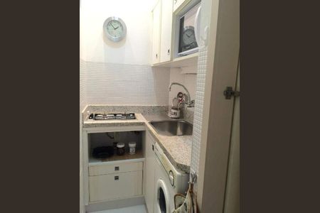 Apartamento à venda com 30m², 1 quarto e sem vaga