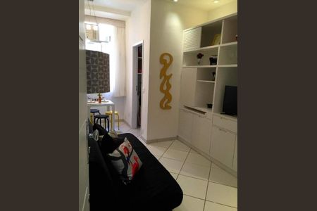Apartamento à venda com 30m², 1 quarto e sem vaga