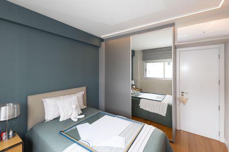 Apartamento à venda com 260m², 4 quartos e 4 vagas Apartamento à venda com 260m², 4 quartos e 4 vagasSuíte 2