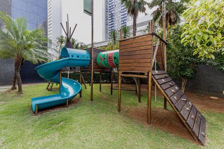 Apartamento à venda com 260m², 4 quartos e 4 vagas Apartamento à venda com 260m², 4 quartos e 4 vagasÁrea comum