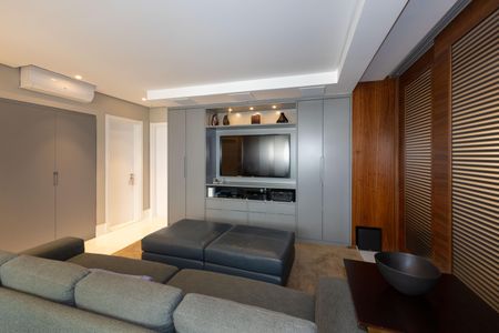 Apartamento à venda com 260m², 4 quartos e 4 vagas Apartamento à venda com 260m², 4 quartos e 4 vagasÁrea comum