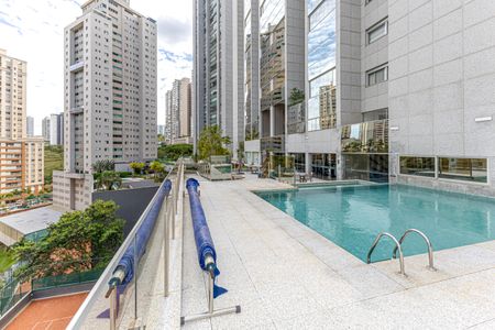 Apartamento à venda com 260m², 4 quartos e 4 vagas Apartamento à venda com 260m², 4 quartos e 4 vagasÁrea comum