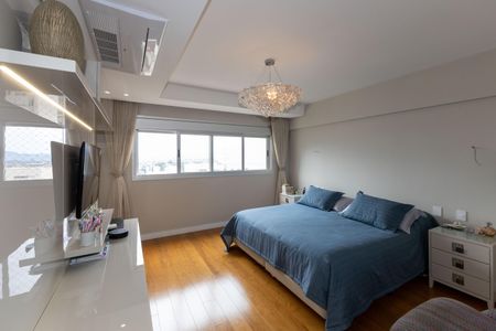 Apartamento à venda com 260m², 4 quartos e 4 vagas Apartamento à venda com 260m², 4 quartos e 4 vagasSuíte 1