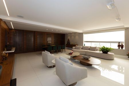 Apartamento à venda com 260m², 4 quartos e 4 vagas Apartamento à venda com 260m², 4 quartos e 4 vagasSala de Estar