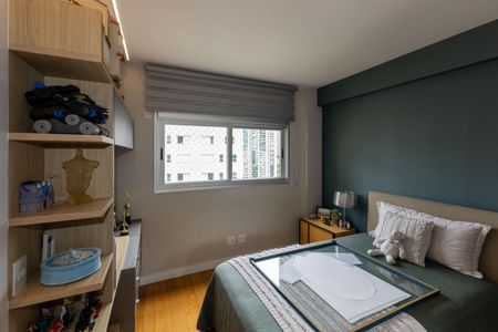 Apartamento à venda com 260m², 4 quartos e 4 vagas Apartamento à venda com 260m², 4 quartos e 4 vagasSuíte 2