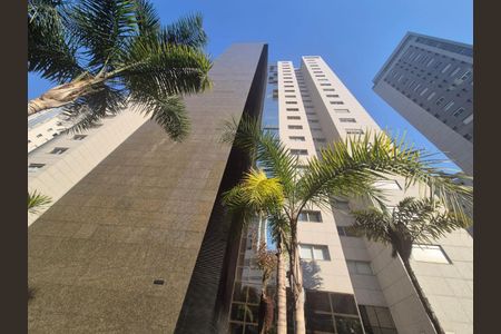 Apartamento à venda com 260m², 4 quartos e 4 vagas Apartamento à venda com 260m², 4 quartos e 4 vagasFachada