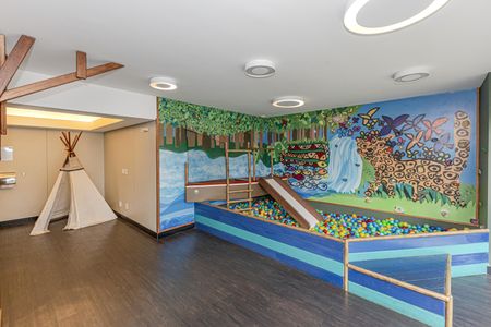 Apartamento à venda com 260m², 4 quartos e 4 vagas Apartamento à venda com 260m², 4 quartos e 4 vagasÁrea comum