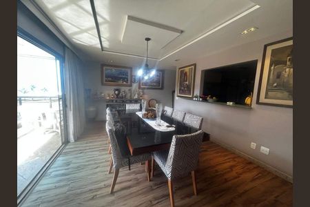 Apartamento à venda com 184m², 4 quartos e 3 vagas