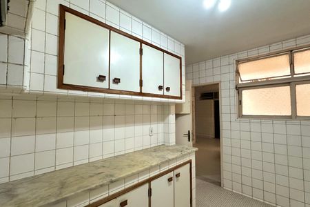 Apartamento à venda com 340m², 3 quartos e 2 vagas Apartamento à venda com 340m², 3 quartos e 2 vagasCozinha