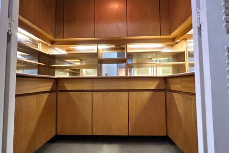 Apartamento à venda com 340m², 3 quartos e 2 vagas Apartamento à venda com 340m², 3 quartos e 2 vagasCorredor