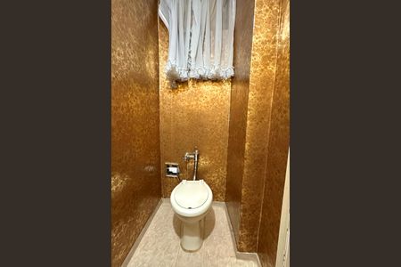 Apartamento à venda com 340m², 3 quartos e 2 vagas Apartamento à venda com 340m², 3 quartos e 2 vagasLavabo