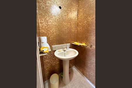 Apartamento à venda com 340m², 3 quartos e 2 vagas Apartamento à venda com 340m², 3 quartos e 2 vagasLavabo