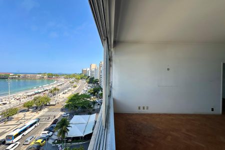 Apartamento à venda com 340m², 3 quartos e 2 vagas Apartamento à venda com 340m², 3 quartos e 2 vagasVista da Sala