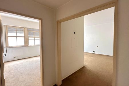 Apartamento à venda com 340m², 3 quartos e 2 vagas Apartamento à venda com 340m², 3 quartos e 2 vagasCorredor