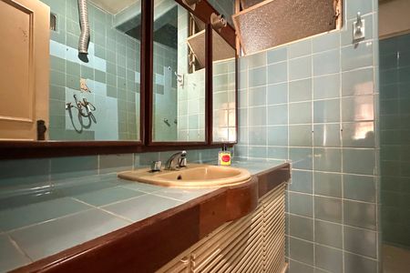 Apartamento à venda com 340m², 3 quartos e 2 vagas Apartamento à venda com 340m², 3 quartos e 2 vagasBanheiro da Suíte