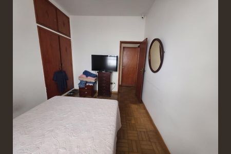 Casa à venda com 4 quartos, 241m² em Santo Antônio, Belo Horizonte