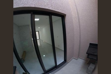 Casa à venda com 80m², 2 quartos e 2 vagas