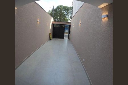 Casa à venda com 80m², 2 quartos e 2 vagas