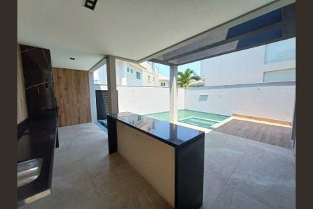 Casa de condomínio à venda com 280m², 4 quartos e 2 vagas