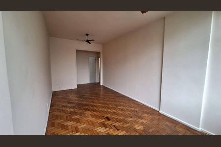 Apartamento à venda com 74m², 2 quartos e sem vaga
