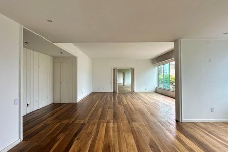 Apartamento à venda com 285m², 7 quartos e 3 vagasSala