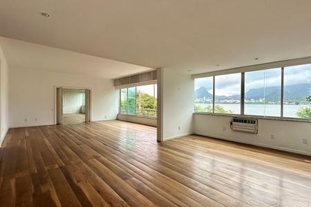 Apartamento à venda com 285m², 7 quartos e 3 vagasSala