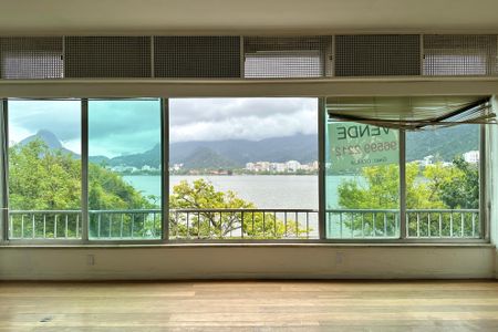 Apartamento à venda com 285m², 7 quartos e 3 vagasSala