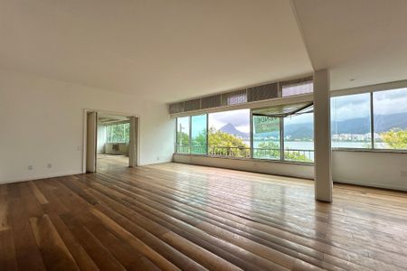 Apartamento à venda com 285m², 7 quartos e 3 vagasSala