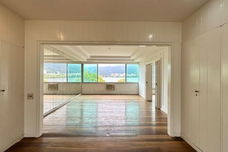 Apartamento à venda com 285m², 7 quartos e 3 vagasQuarto 1