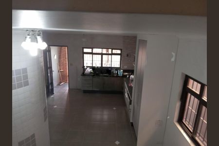 Casa à venda com 3 quartos, 240m² em Sítio da Figueira, São Paulo