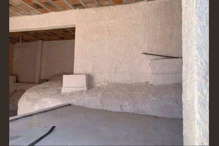 Casa à venda com 4 quartos, 380m² em Camboinhas, Niterói