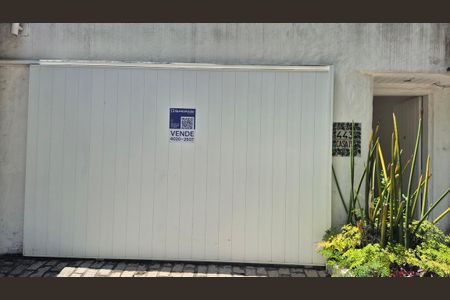 Casa de condomínio à venda com 461m², 4 quartos e 2 vagas Casa de condomínio à venda com 461m², 4 quartos e 2 vagasPlaca