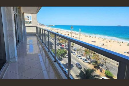 Apartamento à venda com 322m², 4 quartos e 3 vagas