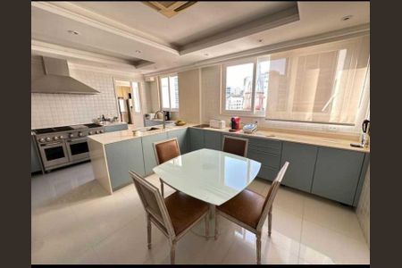 Apartamento à venda com 358m², 4 quartos e 1 vaga