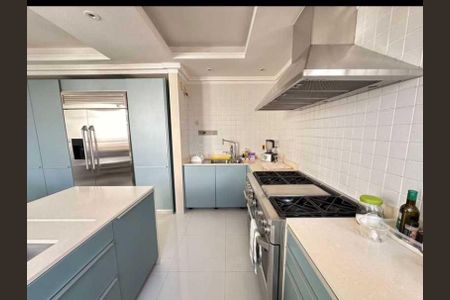 Apartamento à venda com 358m², 4 quartos e 1 vaga
