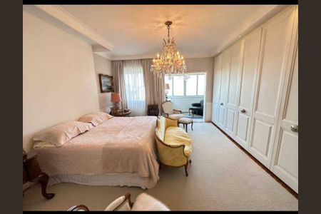 Apartamento à venda com 358m², 4 quartos e 1 vaga