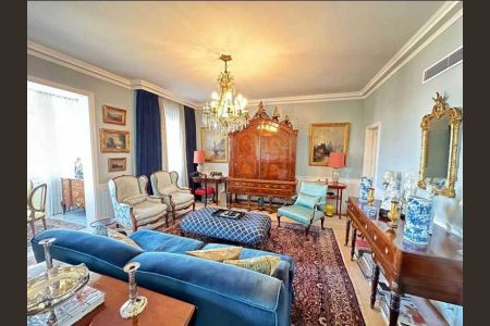 Apartamento à venda com 358m², 4 quartos e 1 vaga