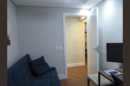 Apartamento à venda com 83m², 3 quartos e 2 vagasQuarto